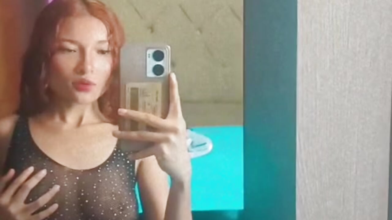 profile-intro-video-1745736458 - video by adrianahotcm101 cam model
