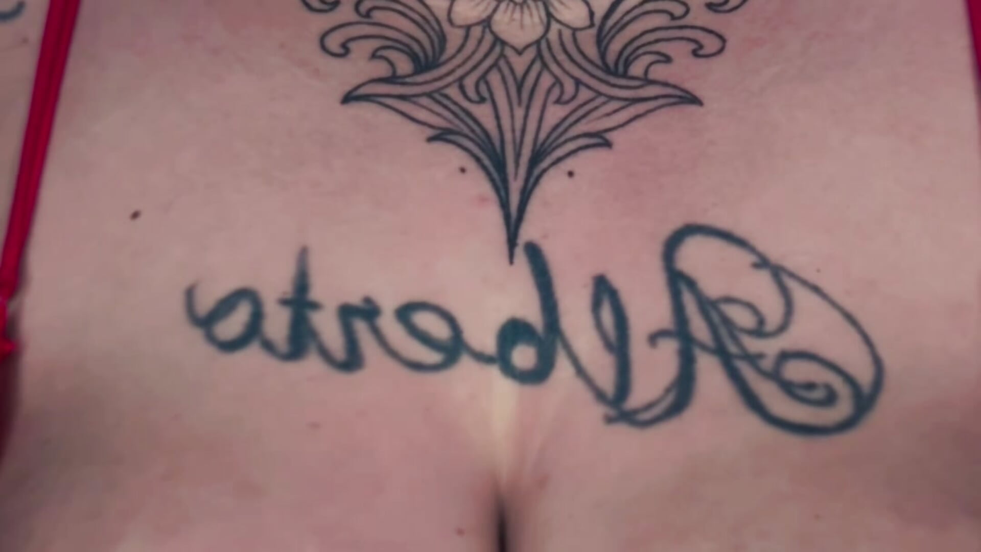 Tit show 😋 - video oleh model kamera TuFantasiaYTuMorbo