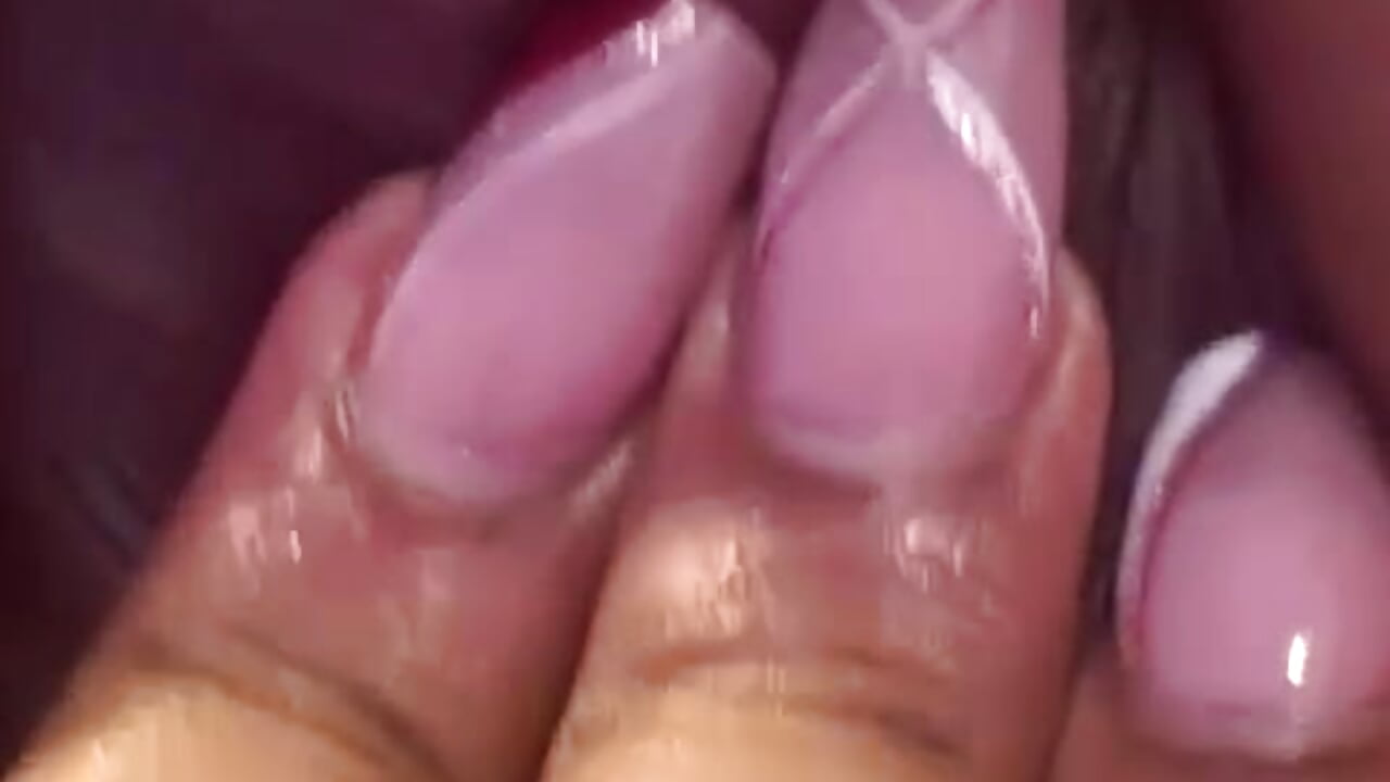 touch me - 視頻由 Sol_Vanegas 主播提供