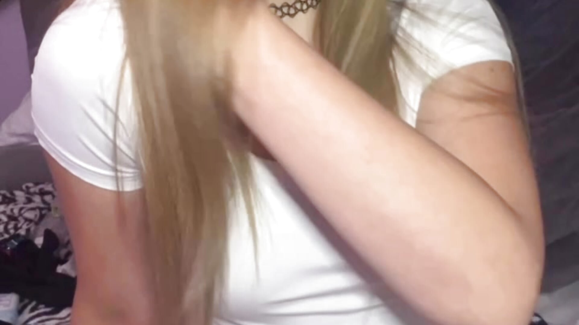 Snakebites nose and bellybutton piercings - video oleh model kamera TheSexualIntellectual