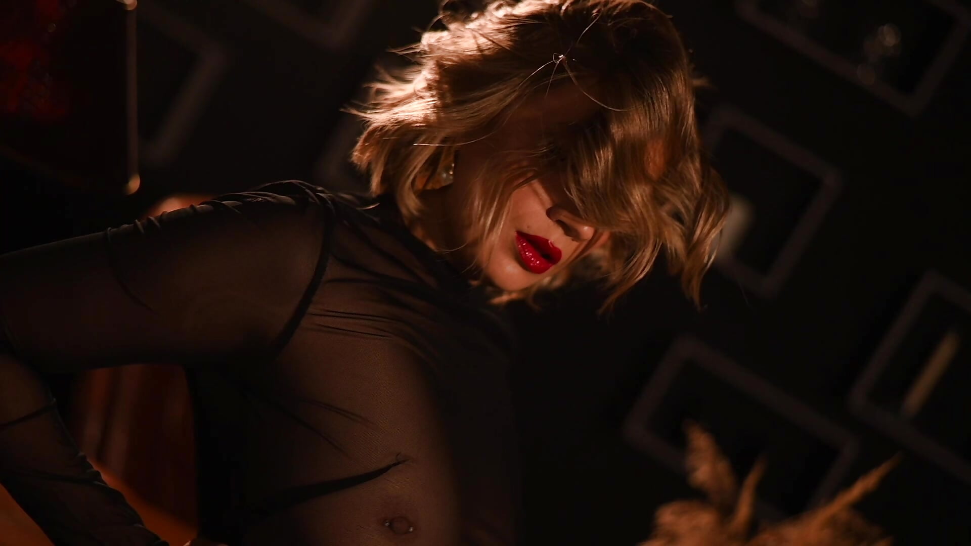 💦 - วิดีโอโดย EmiSoul โมเดลแคม