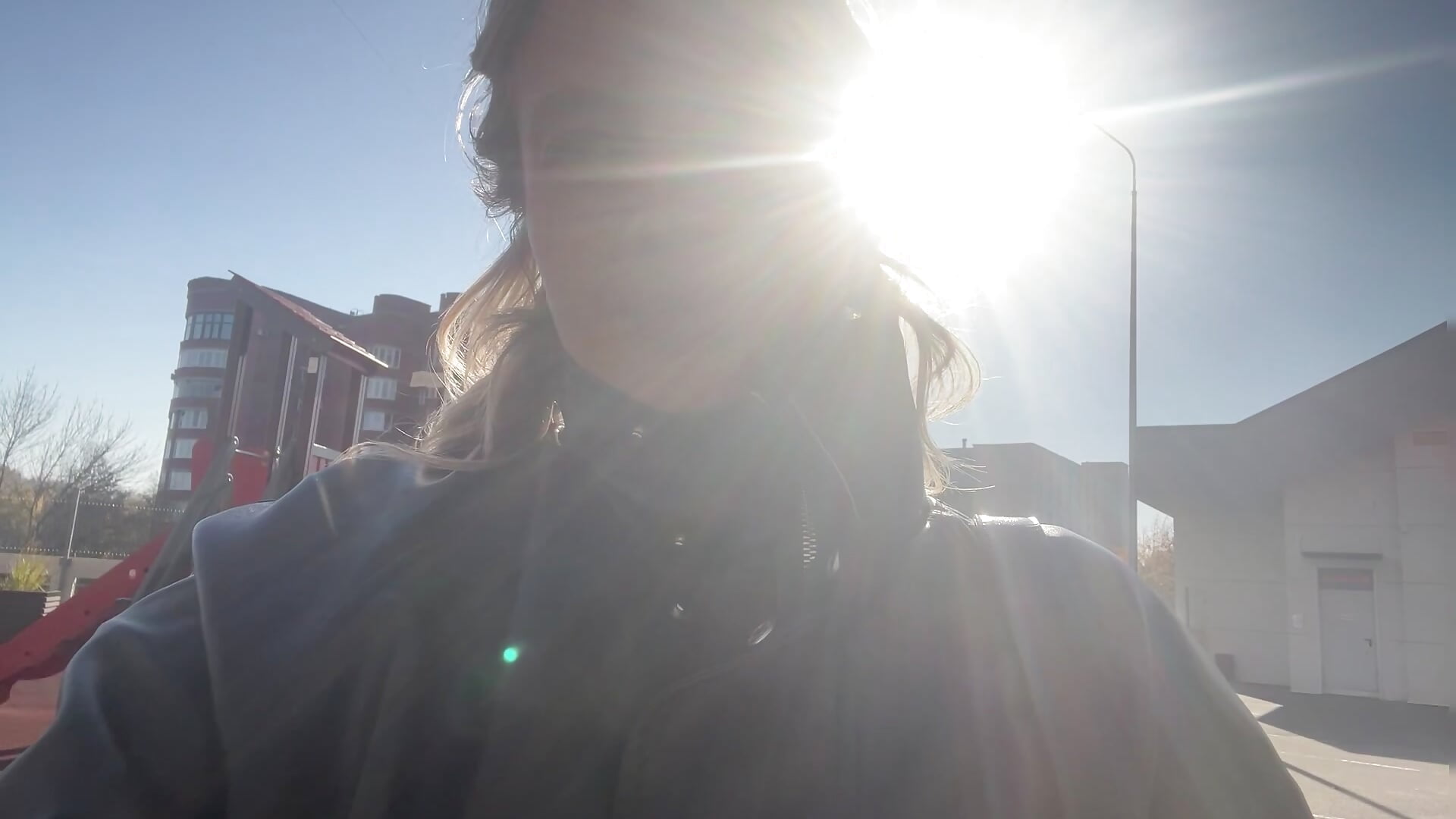 The sun is winching ;) - วิดีโอโดย EmiSoul โมเดลแคม