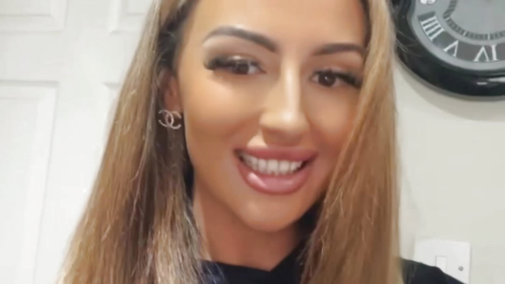 Last bit of Christmas shopping then I’m all yours guys 💦❤️ - vídeo de xxxprincess1 modelo de câmara