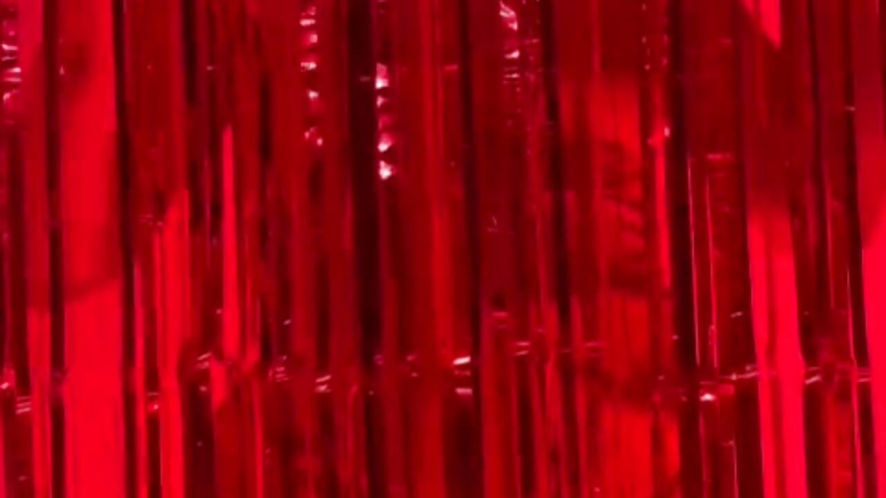 To the rhythm of Valentine's Day－カメラキャストのPatyLawrenceの動画