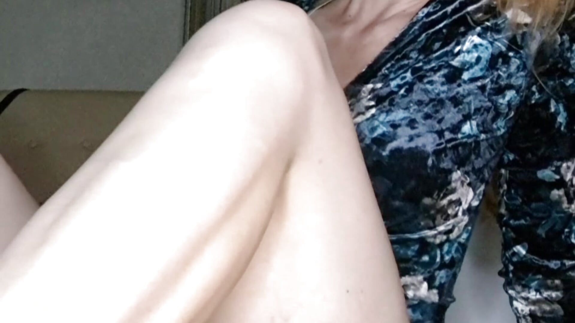 It's hot mmm, careful🔥 - video by SEA_Dream cam model