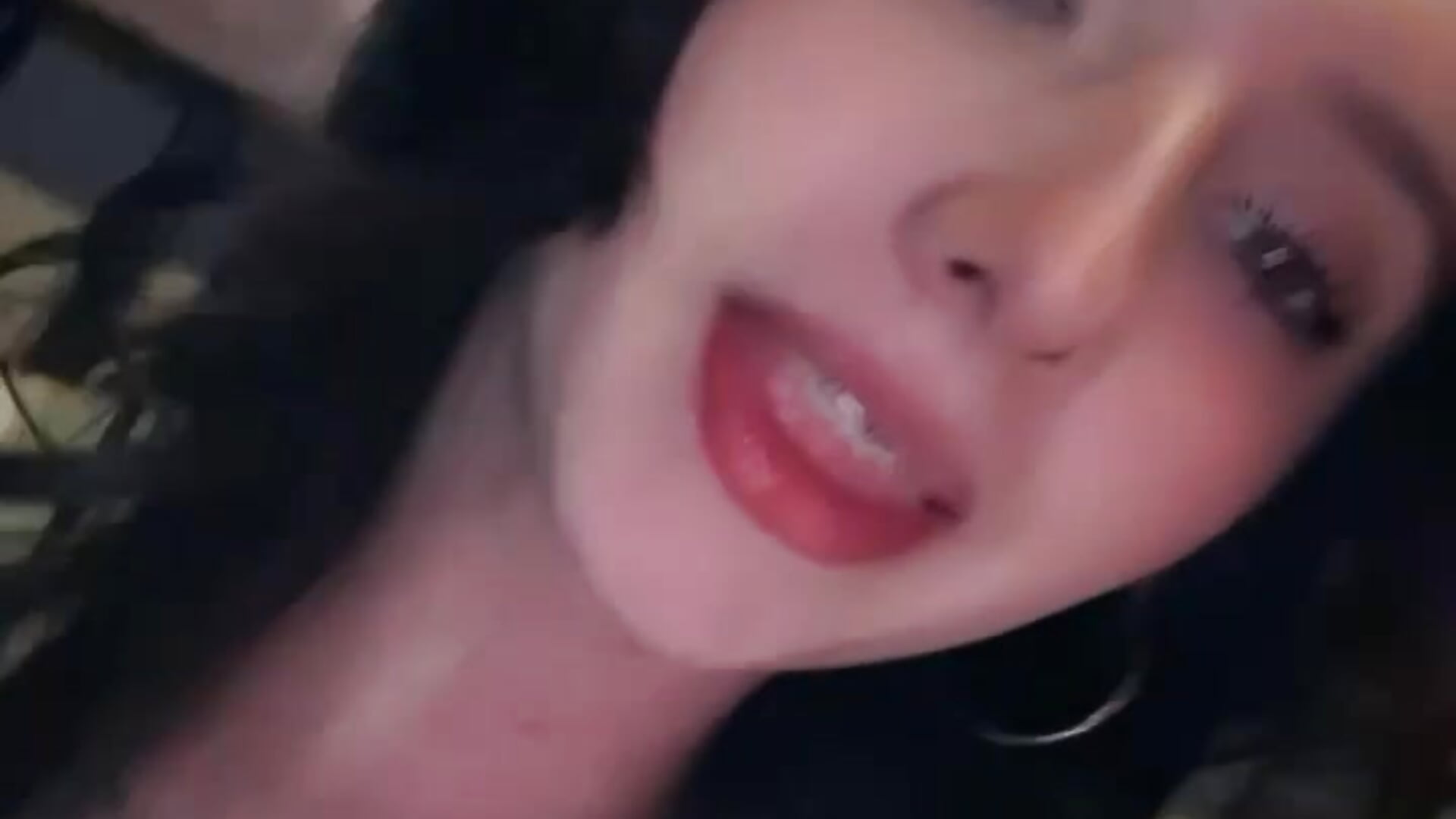 Walk - 視頻由 DaisyBlaze 主播提供