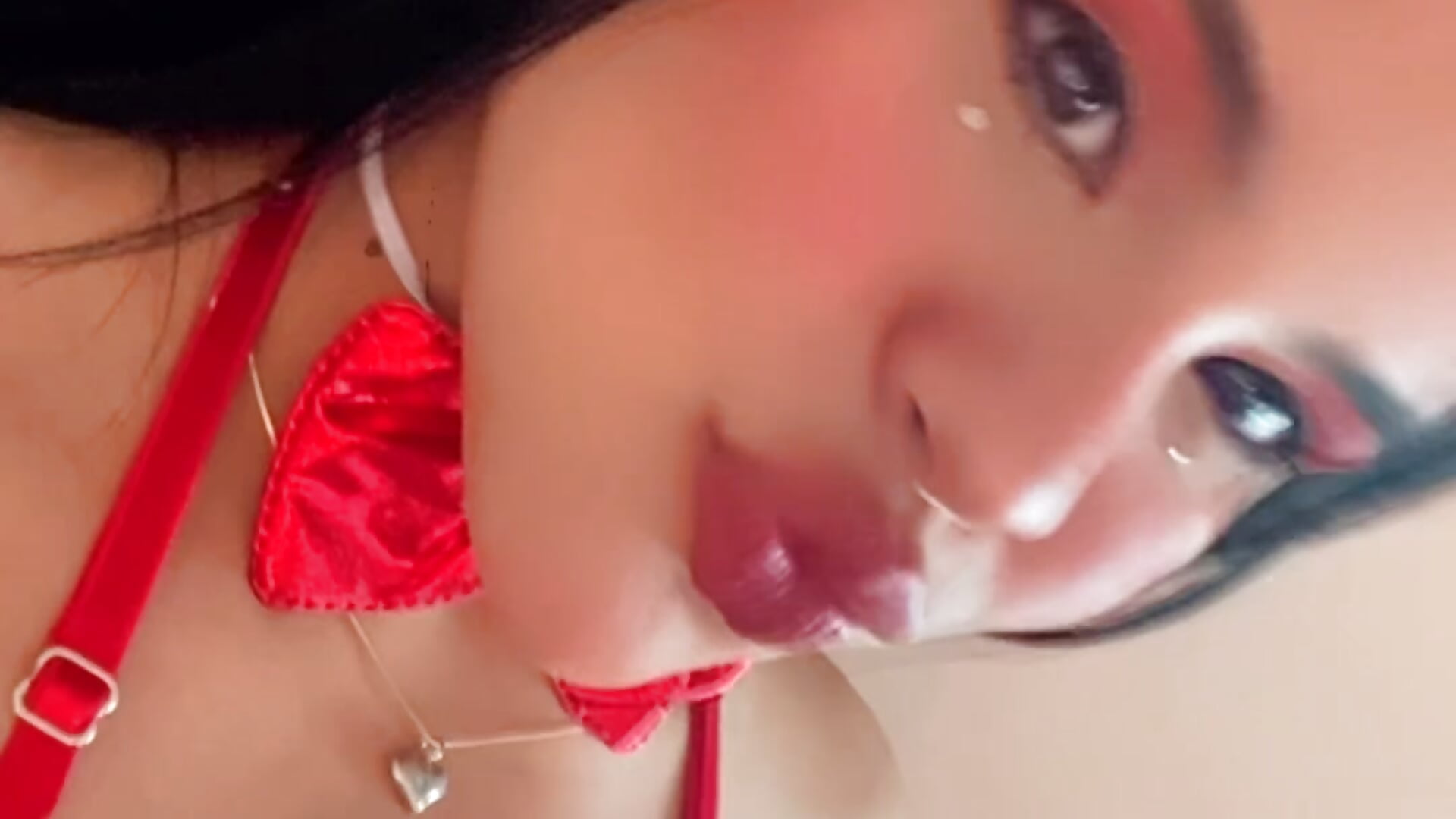 👻 - video by Aisha_poweer cam model