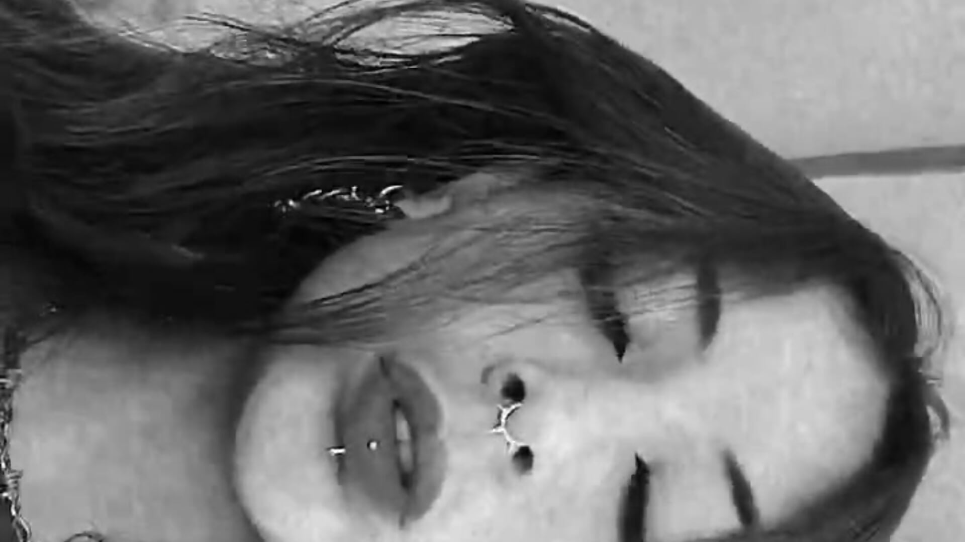 😏🔥 - video oleh model kamera RavenGloomy