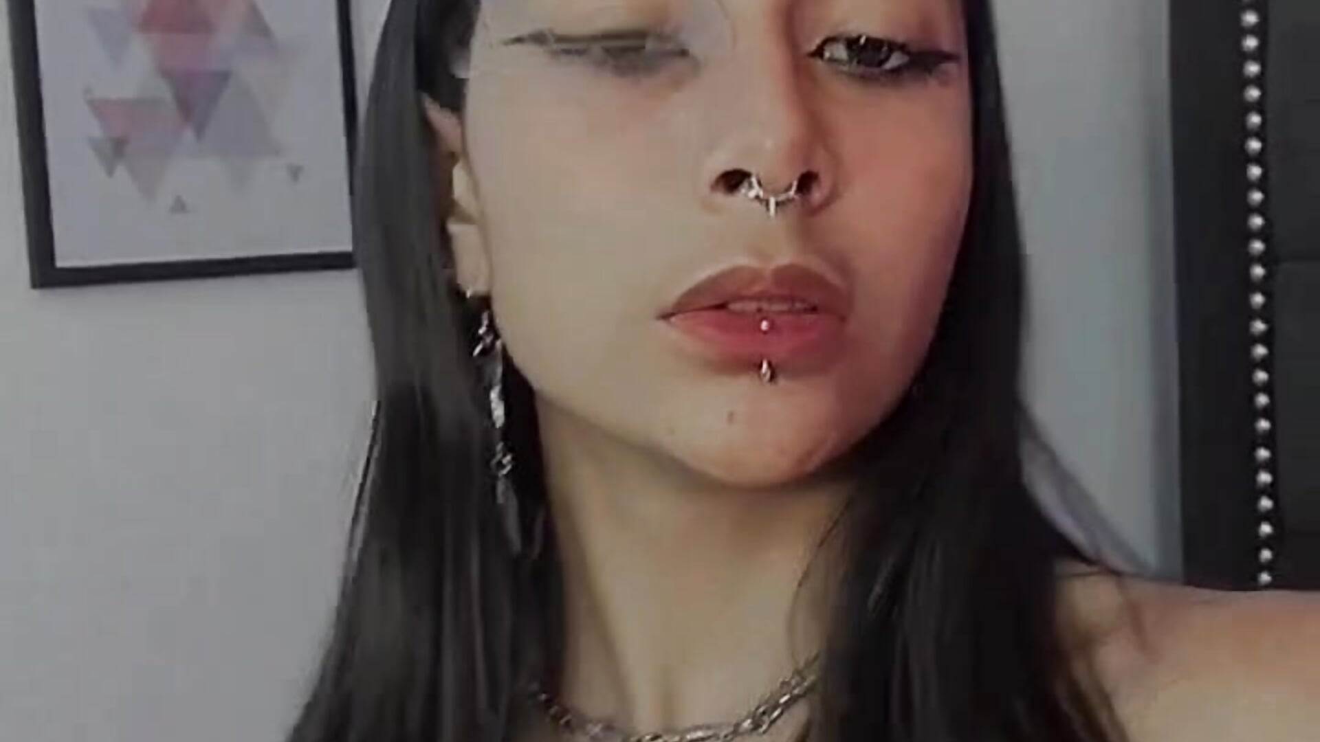 Do you like my tattoo? 😉😗 - video oleh model kamera RavenGloomy