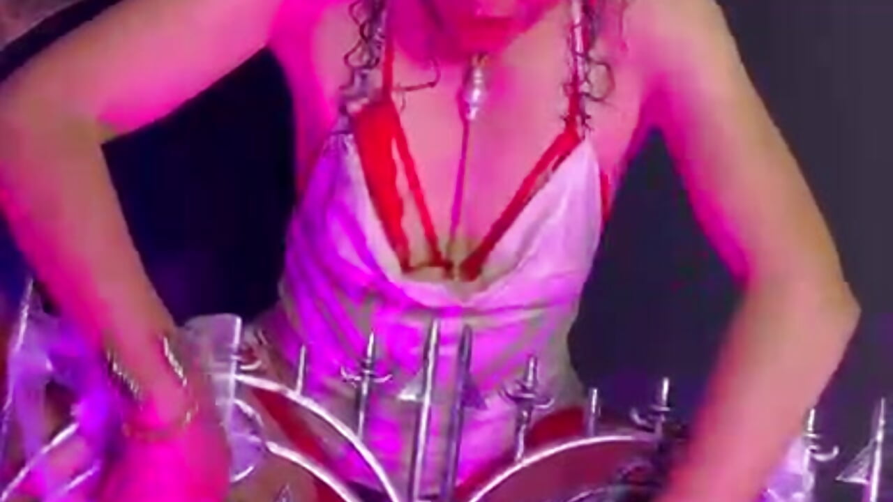 Look for me in your most buried fantasies in your mind 💀🖤 - video oleh model kamera brendaliive