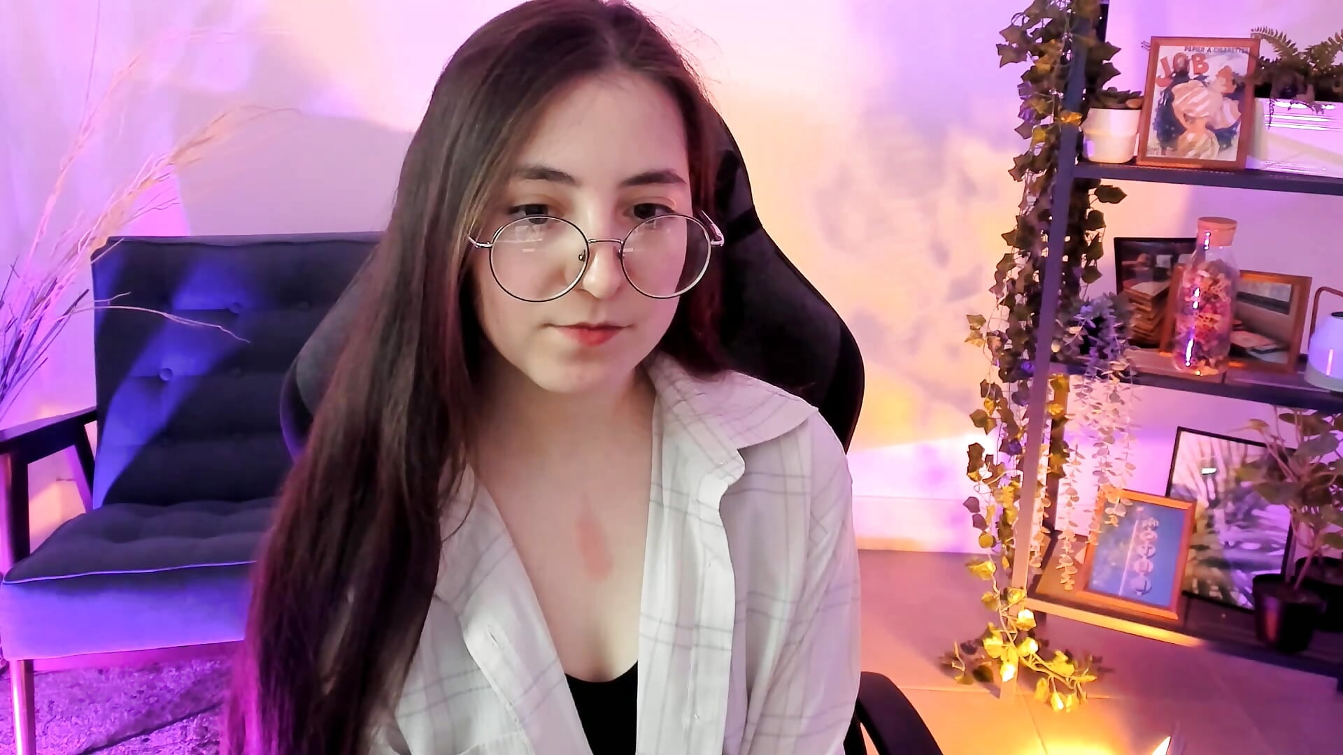 welcome - VirtuallVoyant 캠 모델의 동영상