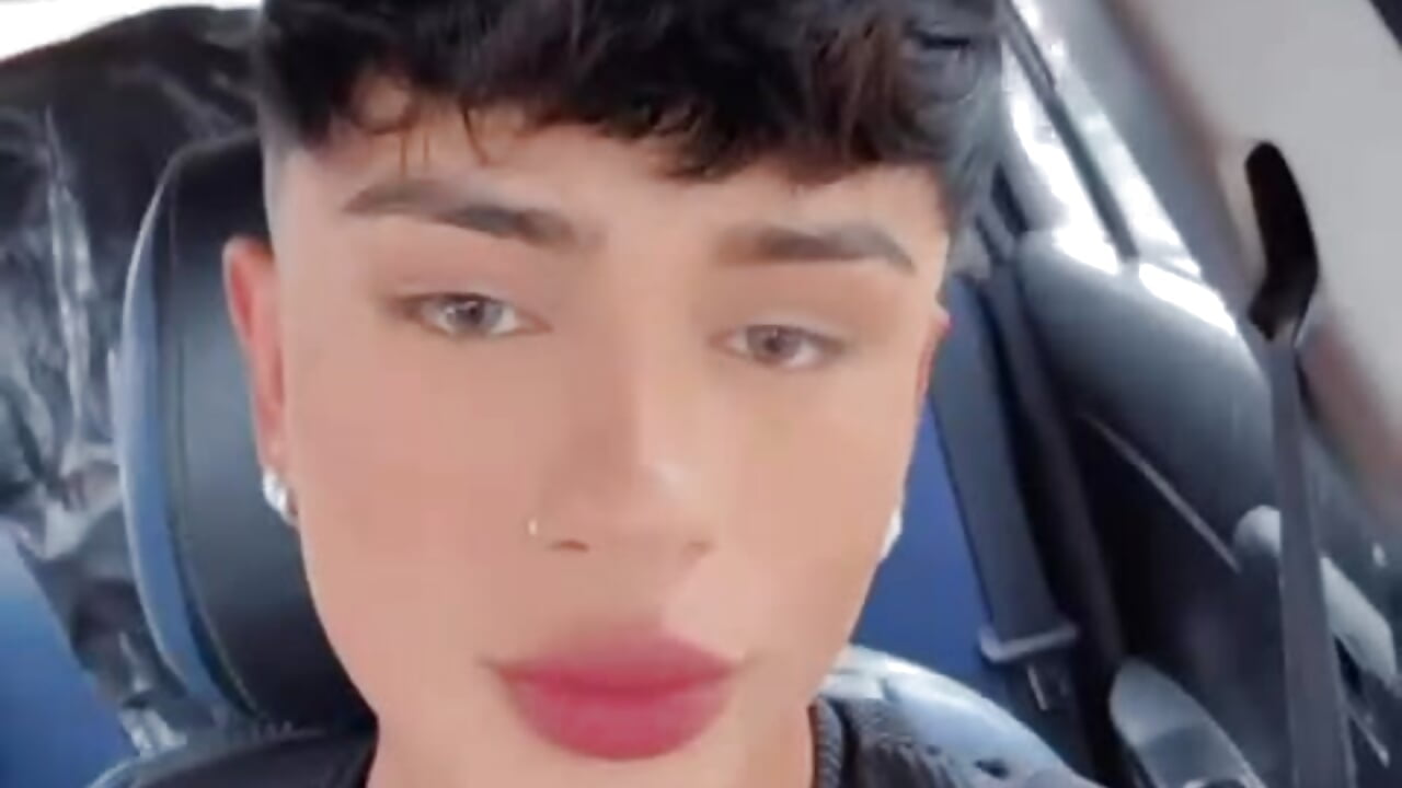 beautiful face - video by Matheewx_m cam model