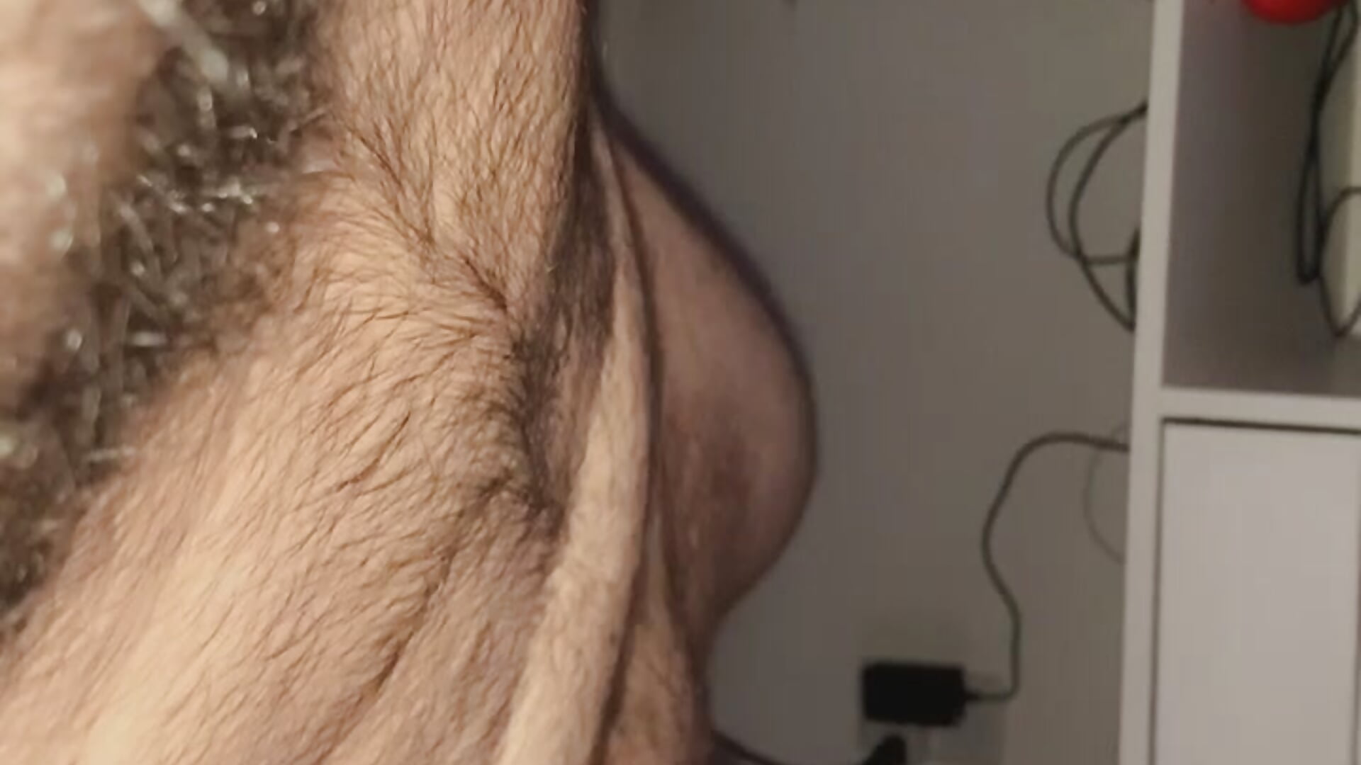 Showing off - video by hairyavg cam model