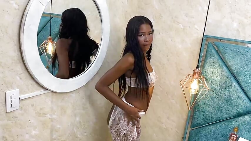 I'm provoking you on purpose  🥵💦 - video by Miss_Kianna cam model
