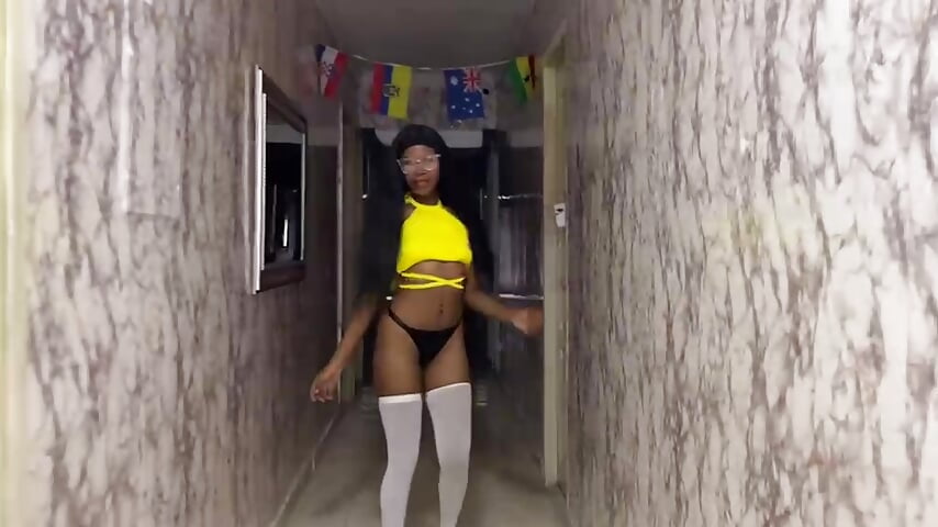 celebrating the world cup, come into my room so you can win the cup ✨🥵 - video by Miss_Kianna cam model