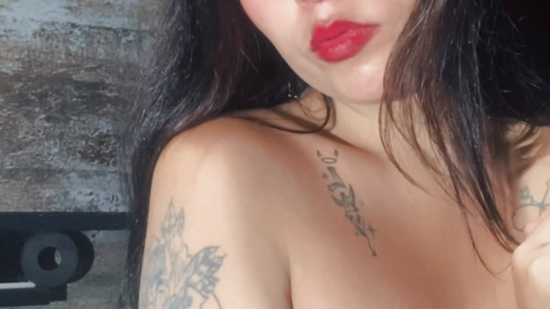 937DCF2A-65F5-455E-919E-2FC242C731F8 - video by chloeey777_ cam model