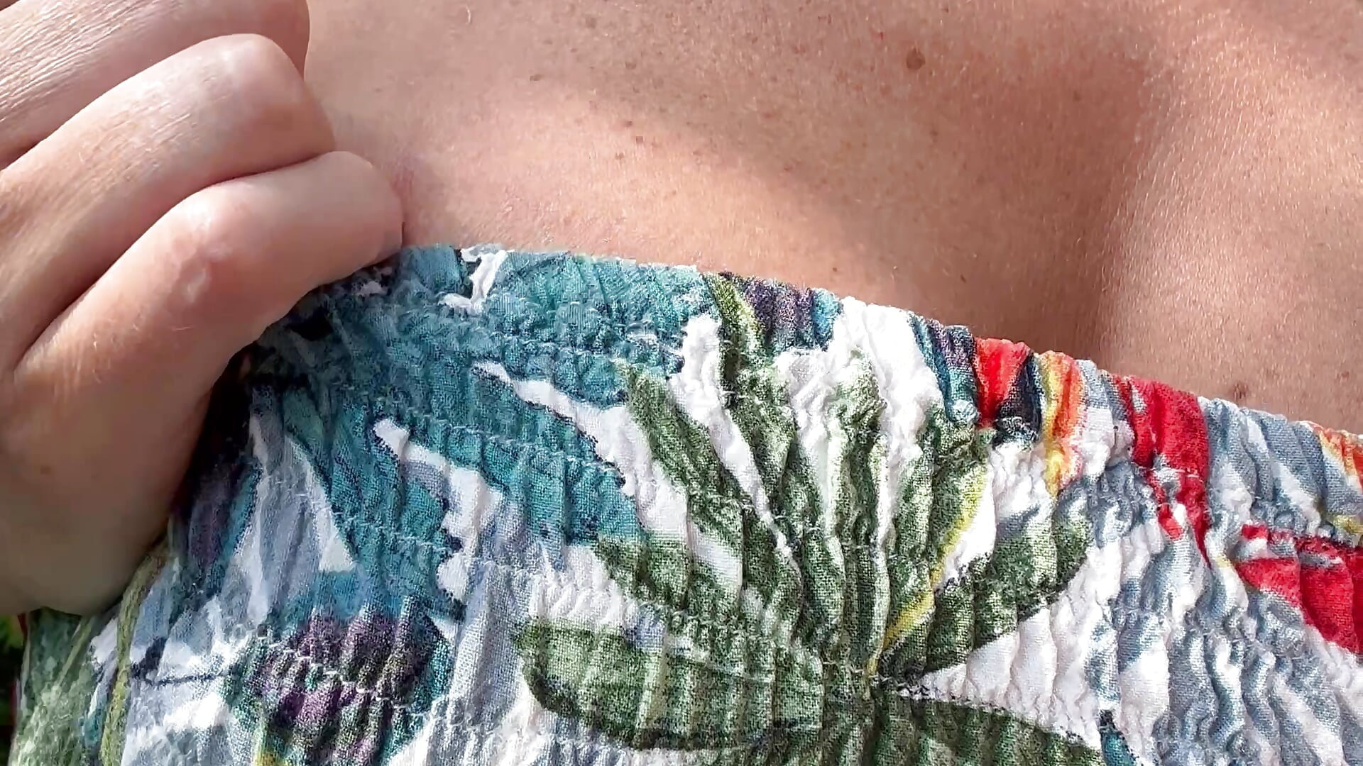 NAKED TITS