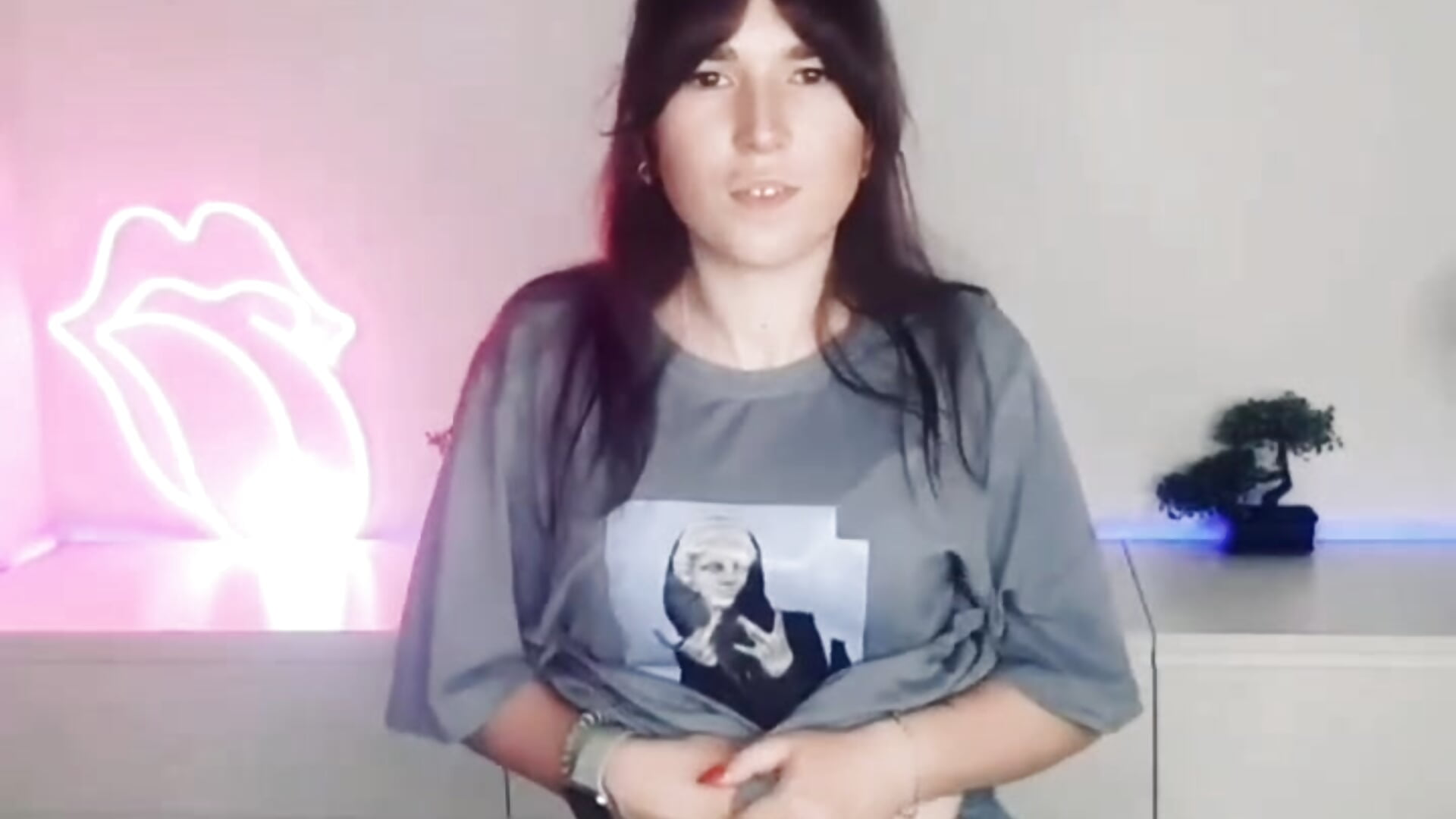 daNce - video by Sofii_darling cam model