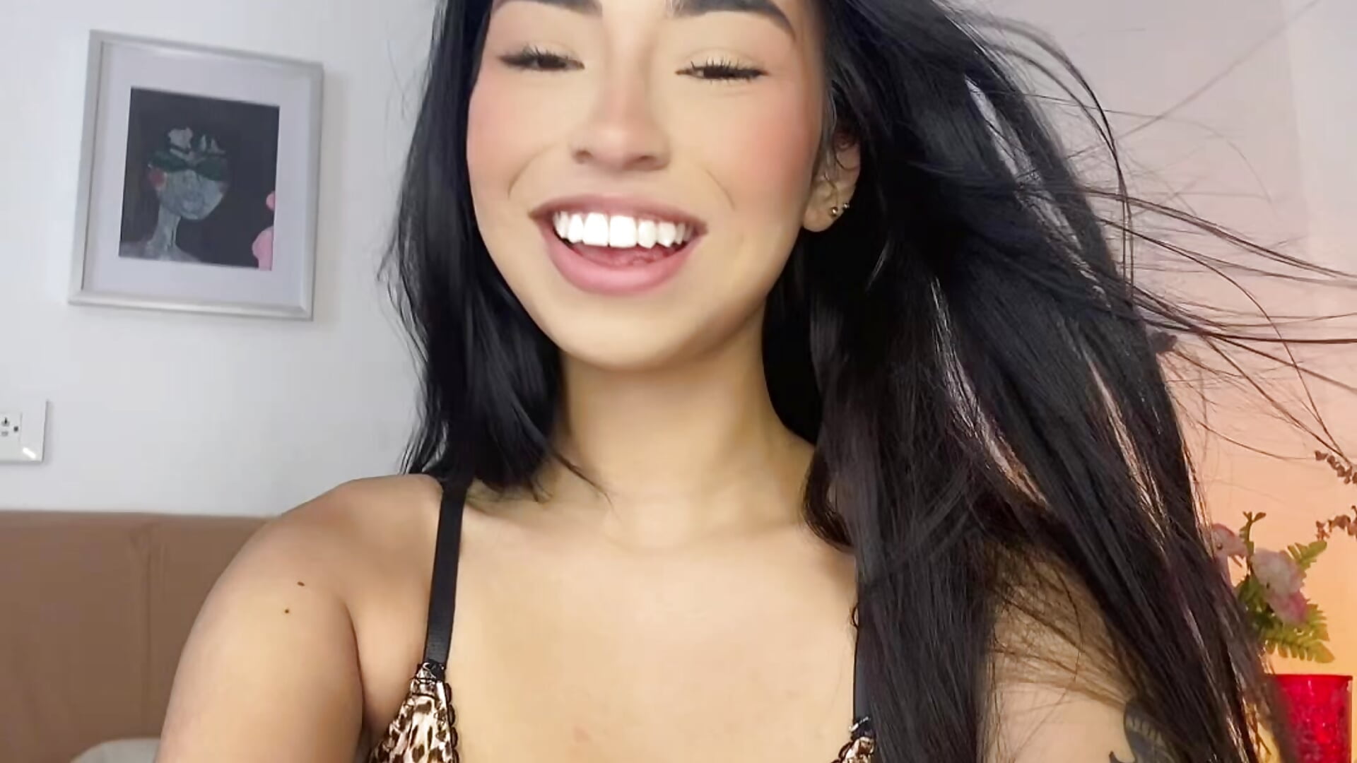 feeling too latina - video by AprilAddams_ cam model