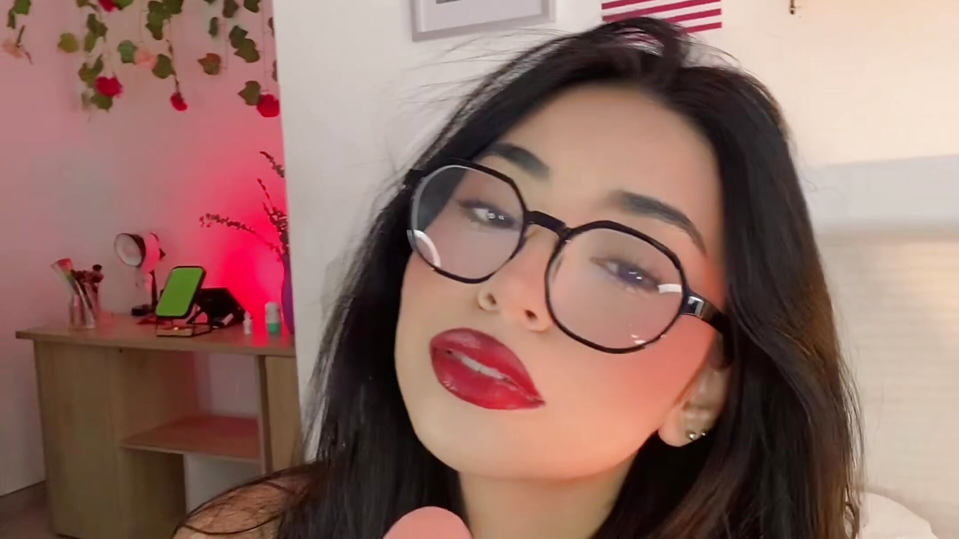 can I suck your dick daddy? 🍒 - video by AprilAddams_ cam model
