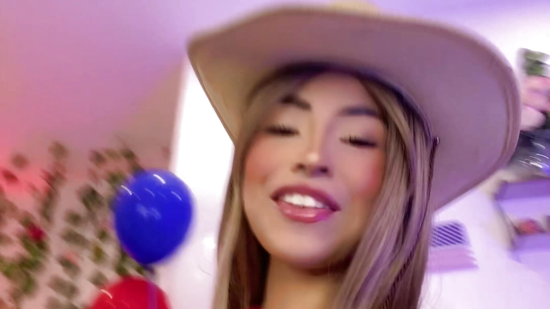 IT’S A PARTY IN THE USA ❤️💦 HAPPY 4TH OF JULY 🇺🇸 - video by AprilAddams_ cam model