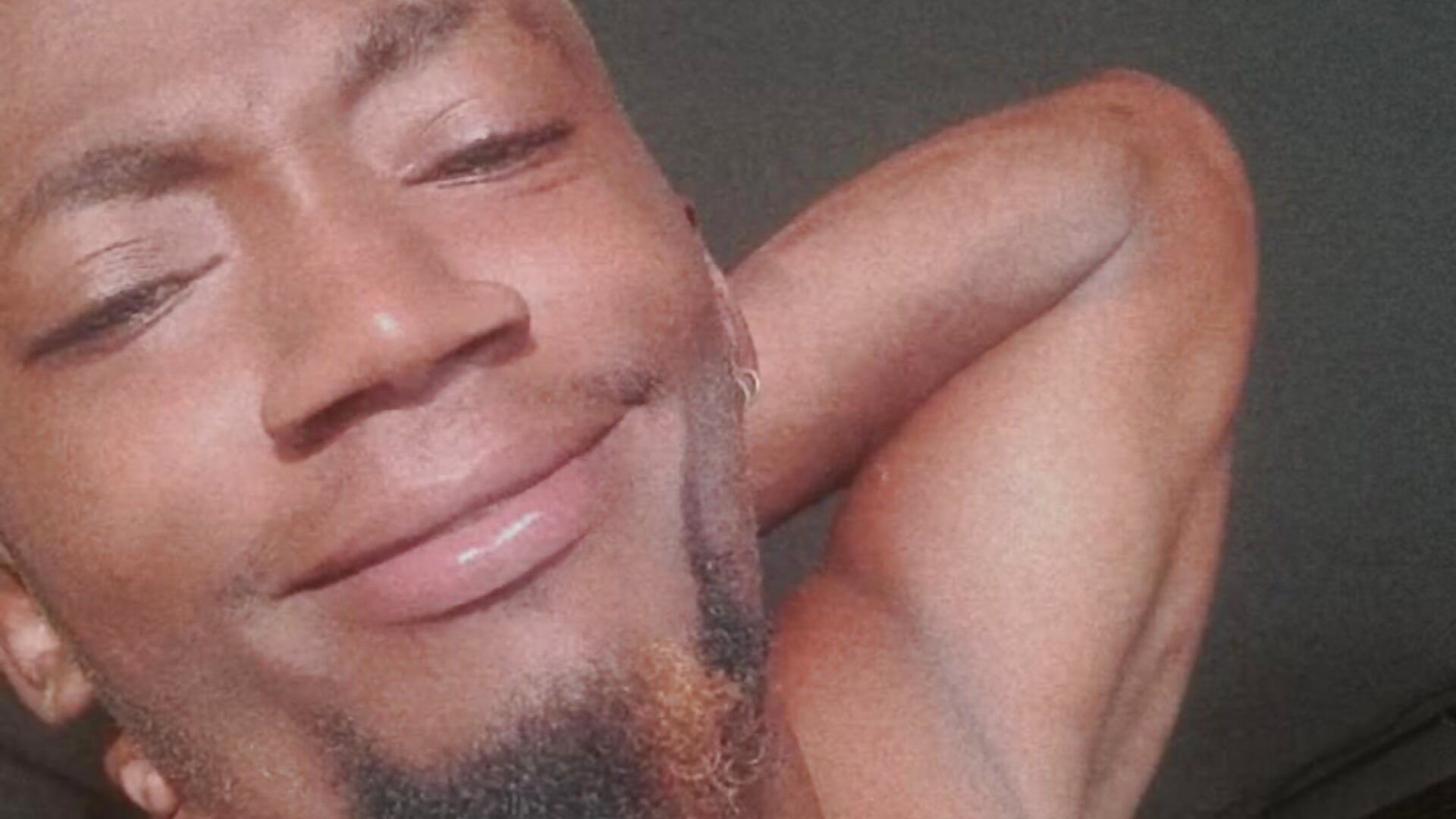 Lol - video by Jhoan_Simply cam model