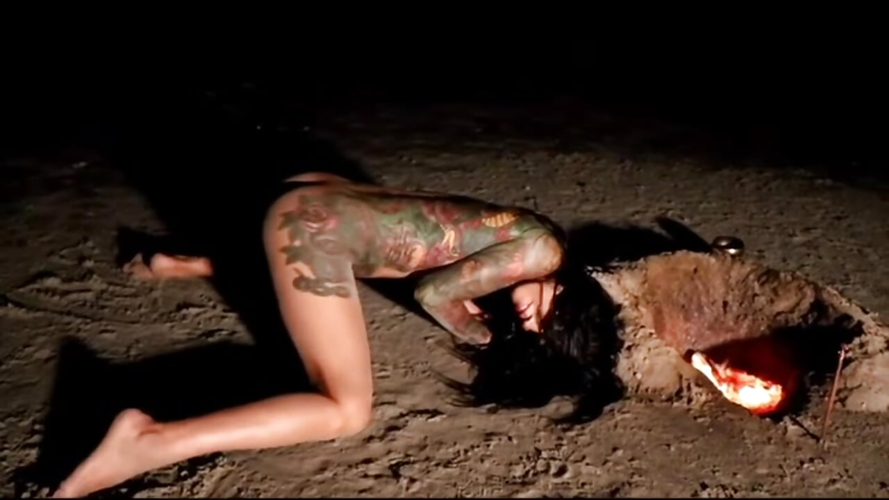 Ocean night - video by Amayamillarodriguez cam model