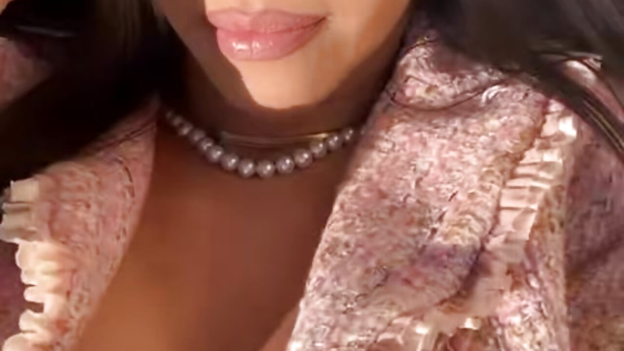 Outside - video by Amayamillarodriguez cam model