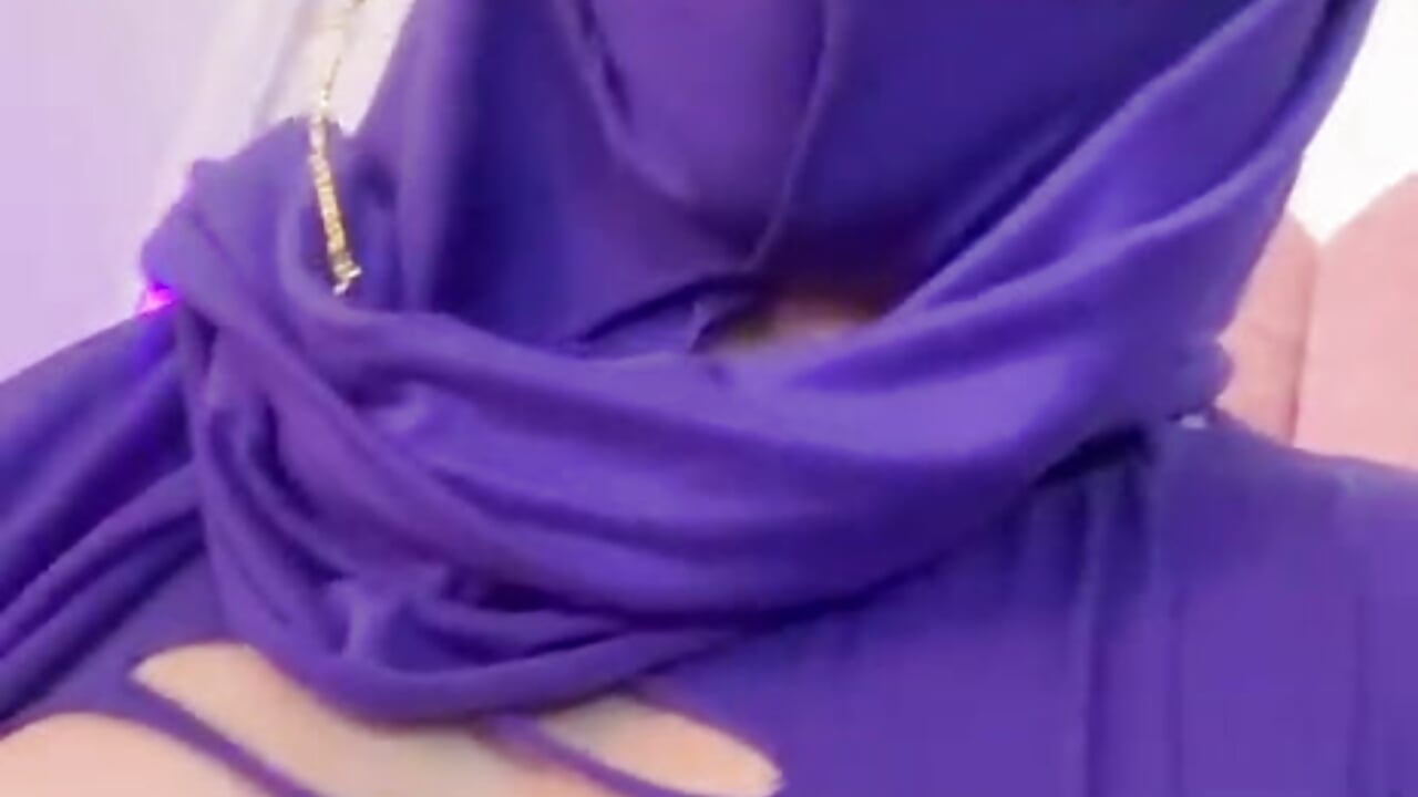 show smalltits 🥺 - halabi_saha 캠 모델의 동영상