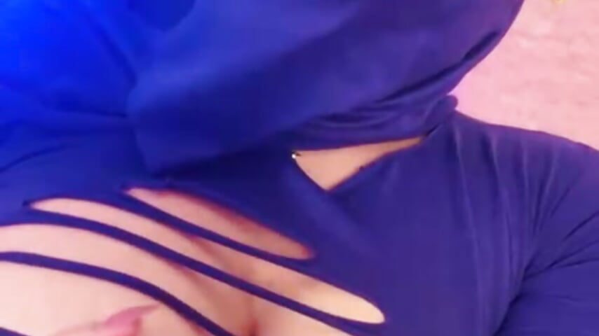 You think you can handle me? Let’s find out… 😈 - halabi_saha 캠 모델의 동영상