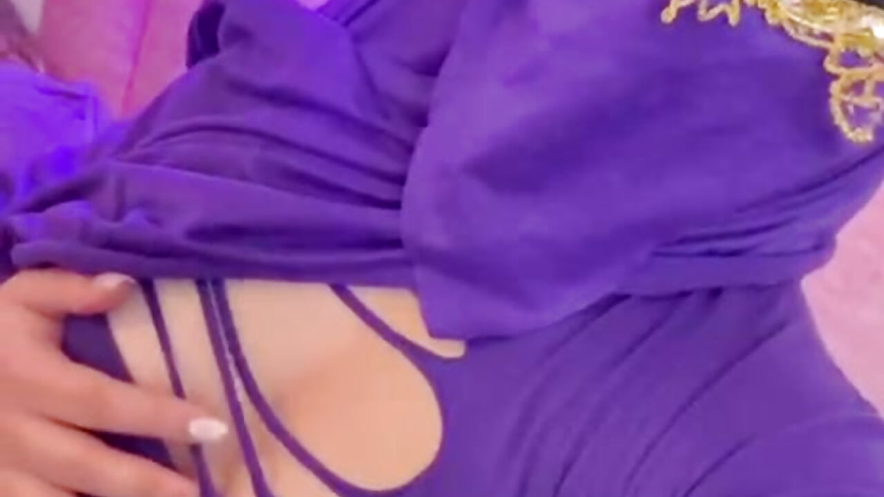 Sensual - halabi_saha 캠 모델의 동영상