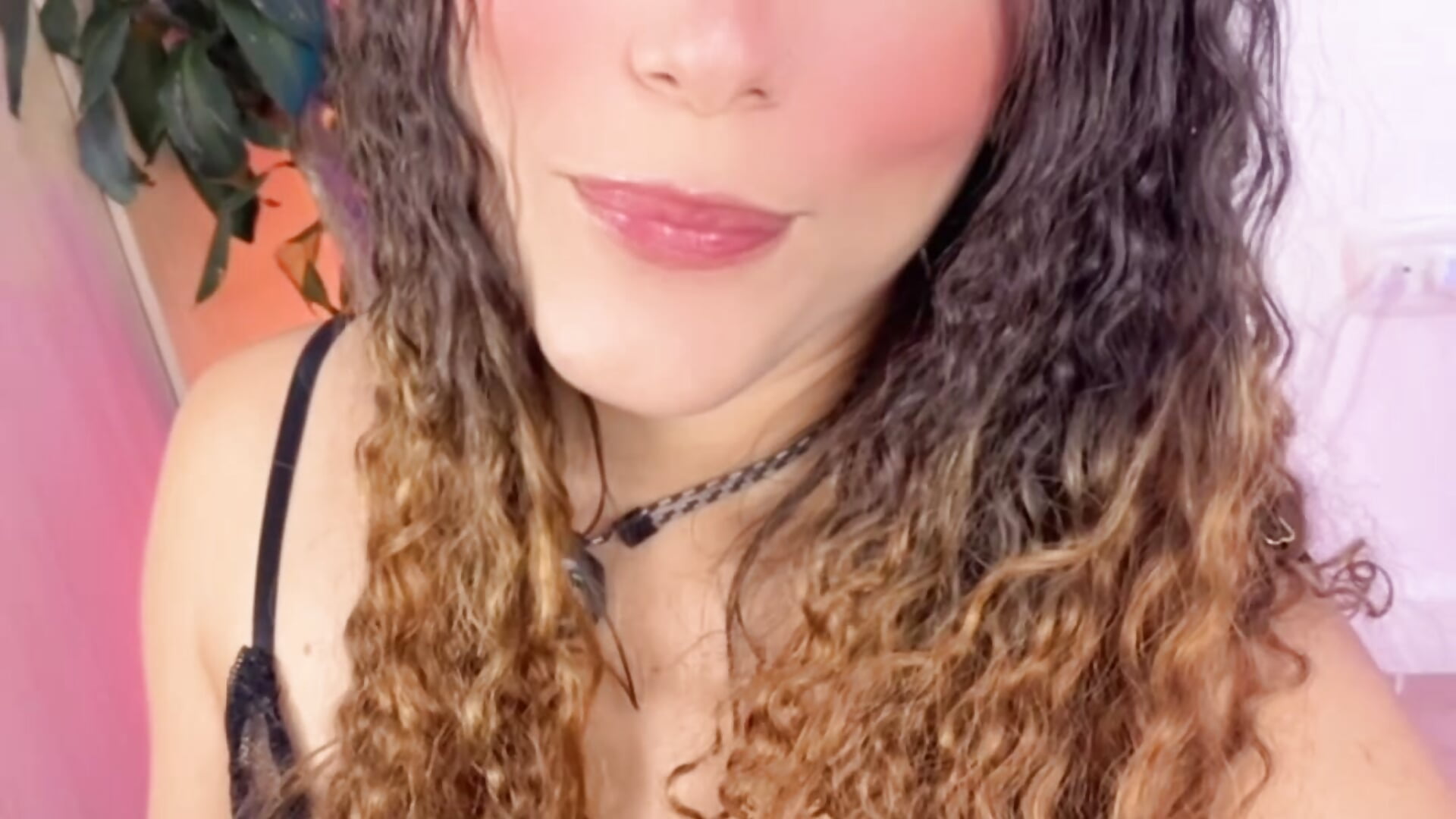 🤭🩷 - วิดีโอโดย onlyemily_ โมเดลแคม