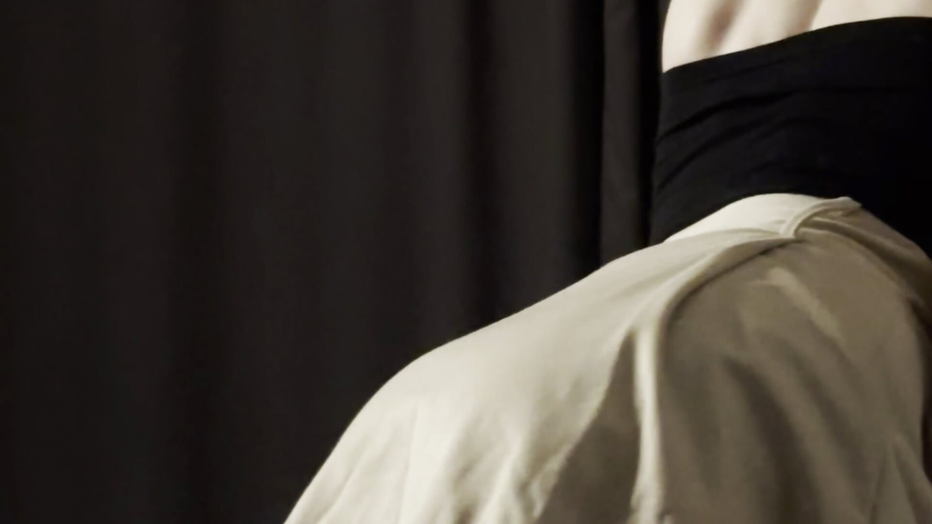 A small piece of the rear view - video by Elizabeth_Mitchel cam model