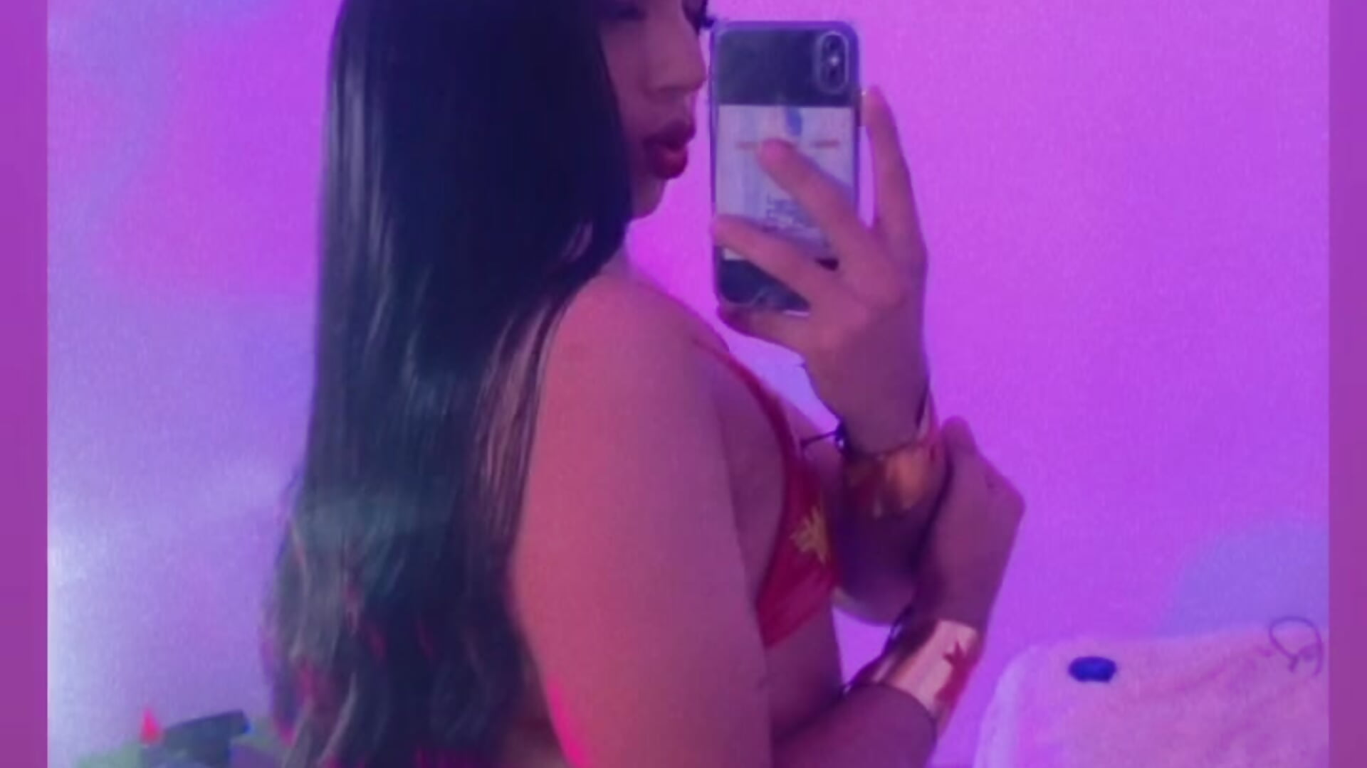 Wonder Woman - kushina_uzumaki75 adlı kamera modelinin videosu