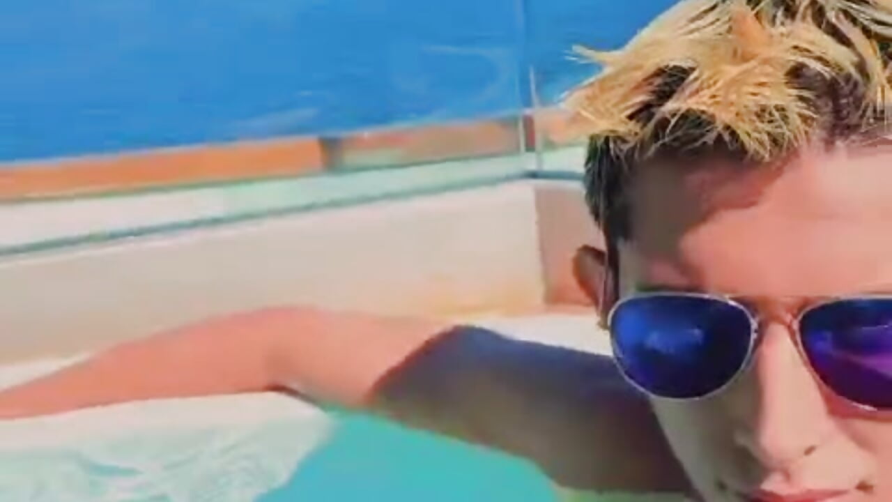 jacuzzi at sea - video by gomitaboy_1 cam model