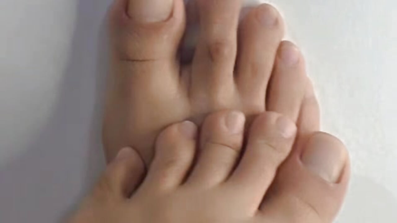 my natural nails, without enamel  Leave me ♥ - vídeo de la modelo de cam Angela_Rossee