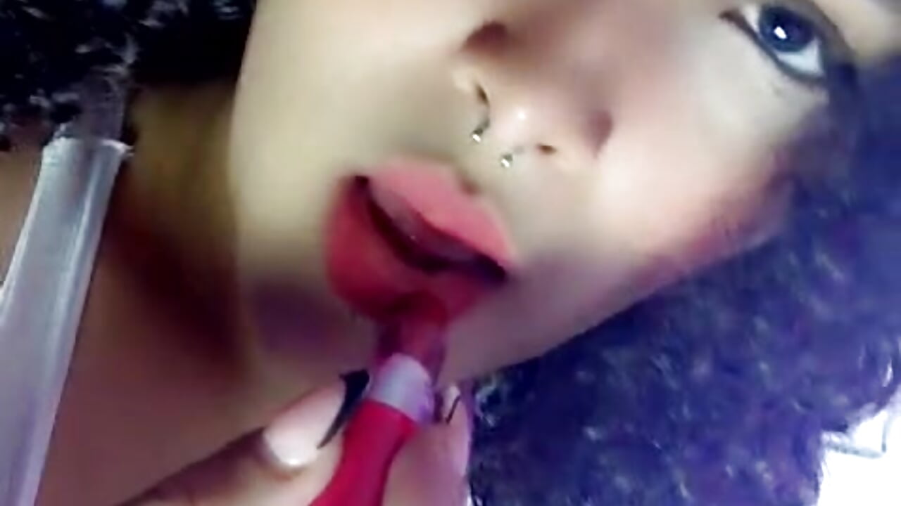piercing 🩷 - video by ivonne_diaz1 cam model