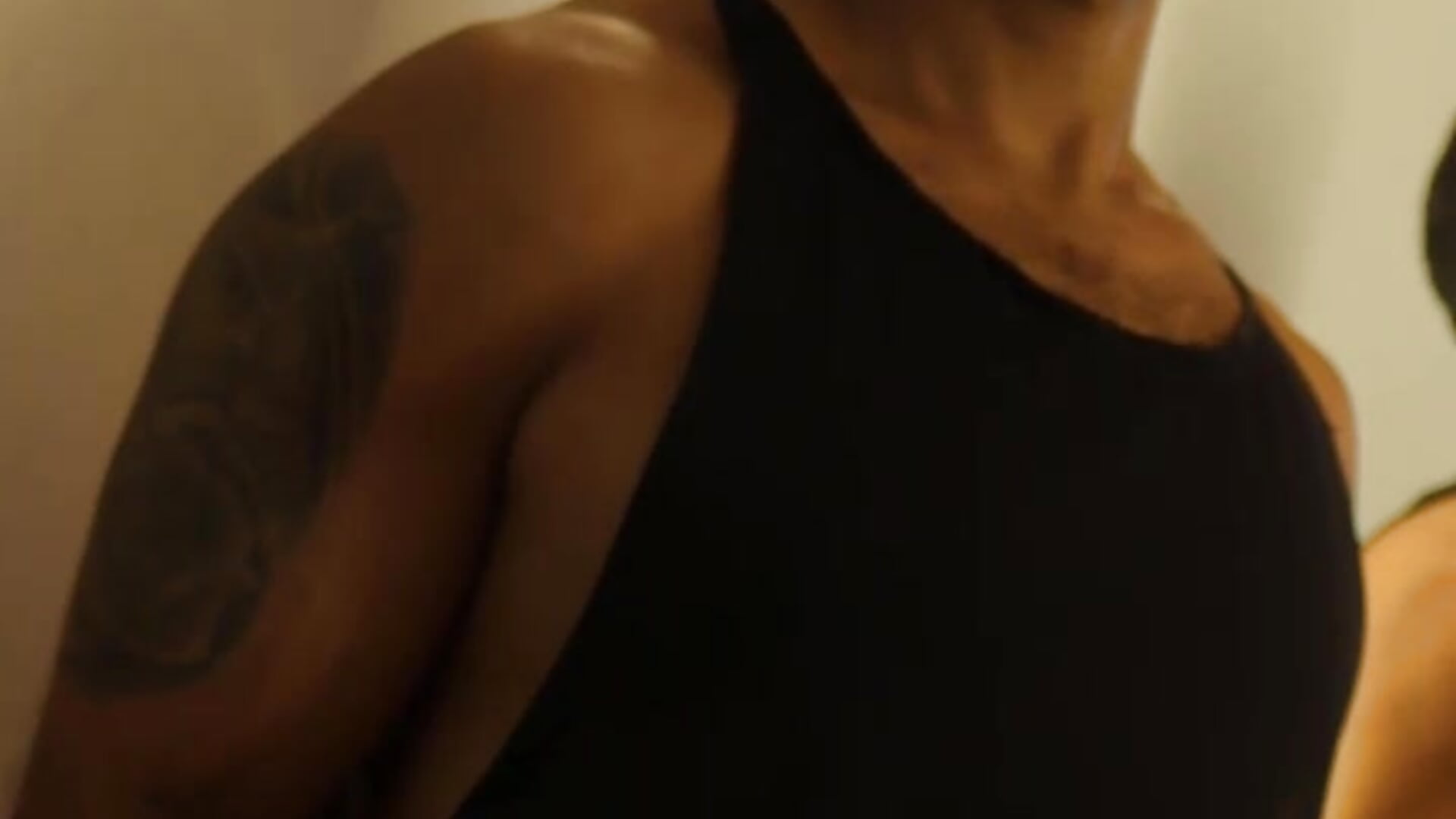 Work Biceps - video by KylliamLevis cam model