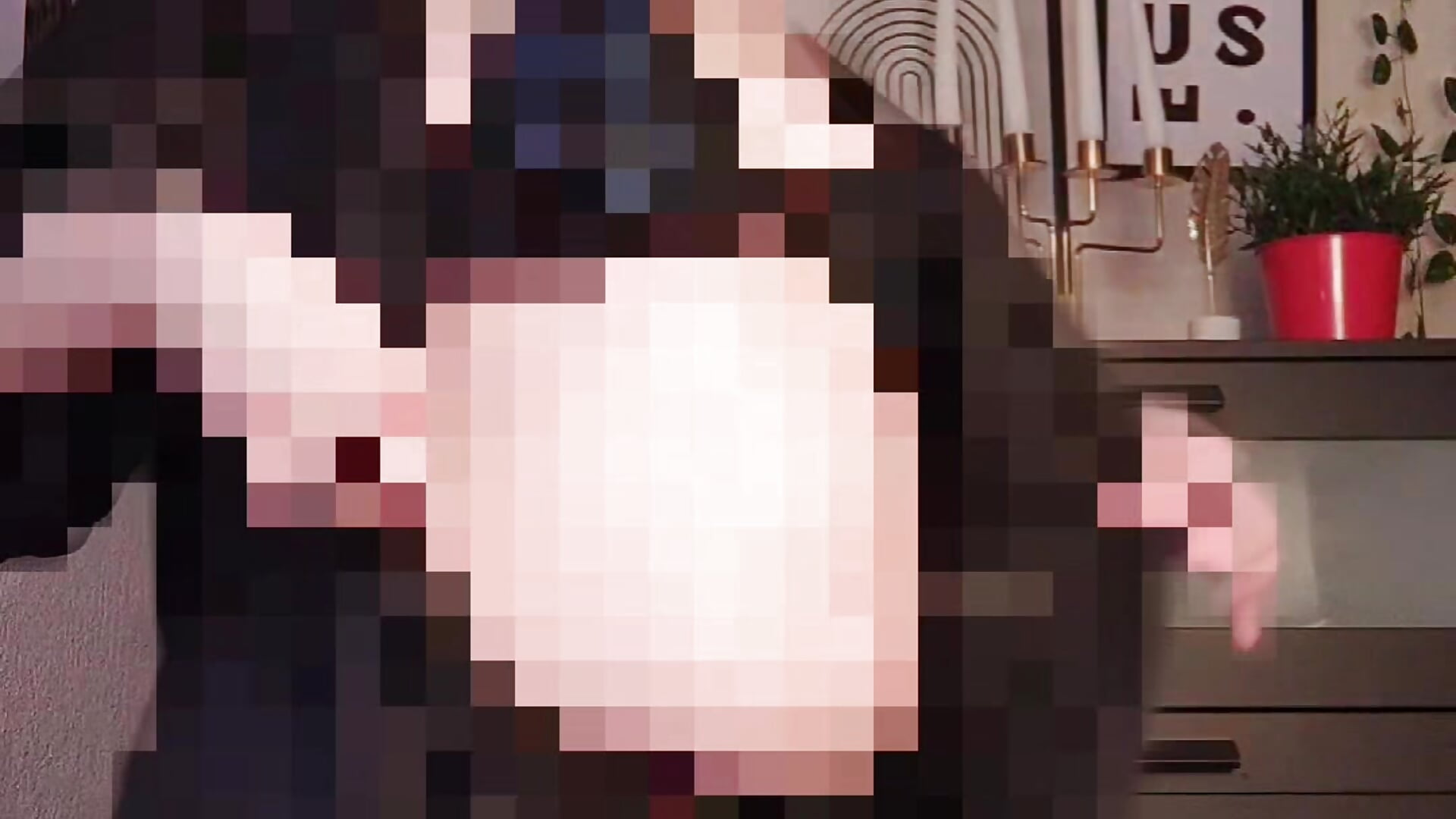 gave my ass a few little smacks and made it look way too cute.  full clip is locked ♡