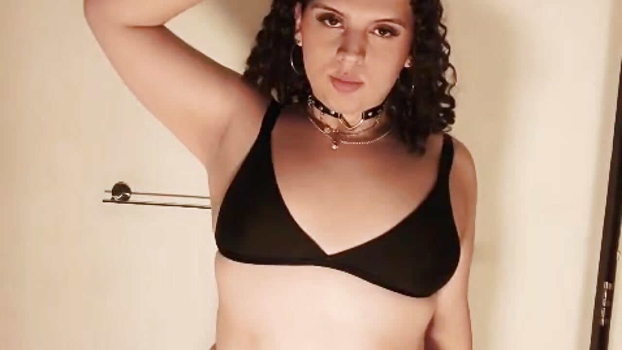 🥵 - video by catleya_noire cam model