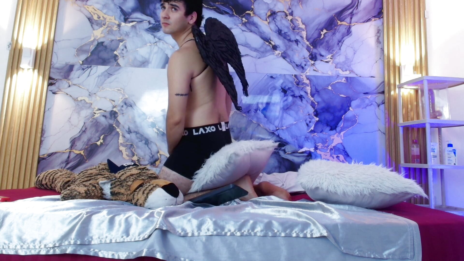 Cesar_Augusto - Clip popular cu modele videochat 1276