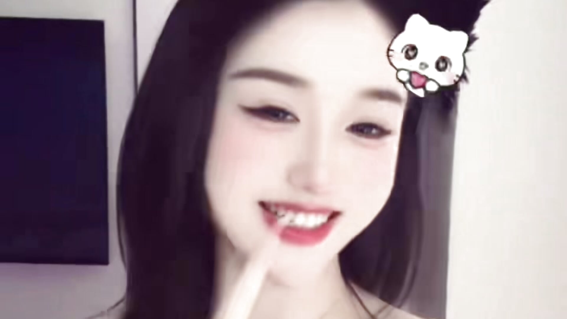 嗨 - video by Dollar-99 cam model