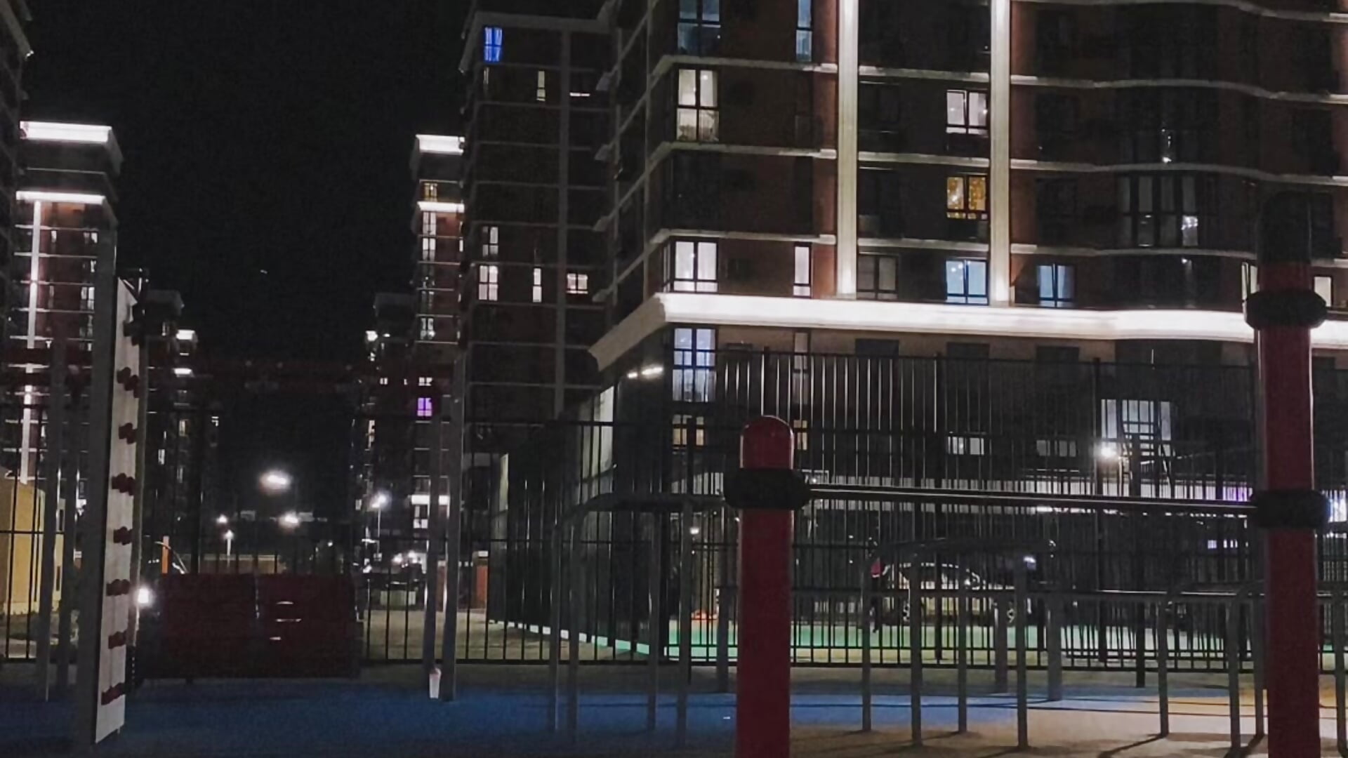 I have no strength. There is motivation. - video ElizabetBlack kameramallilta