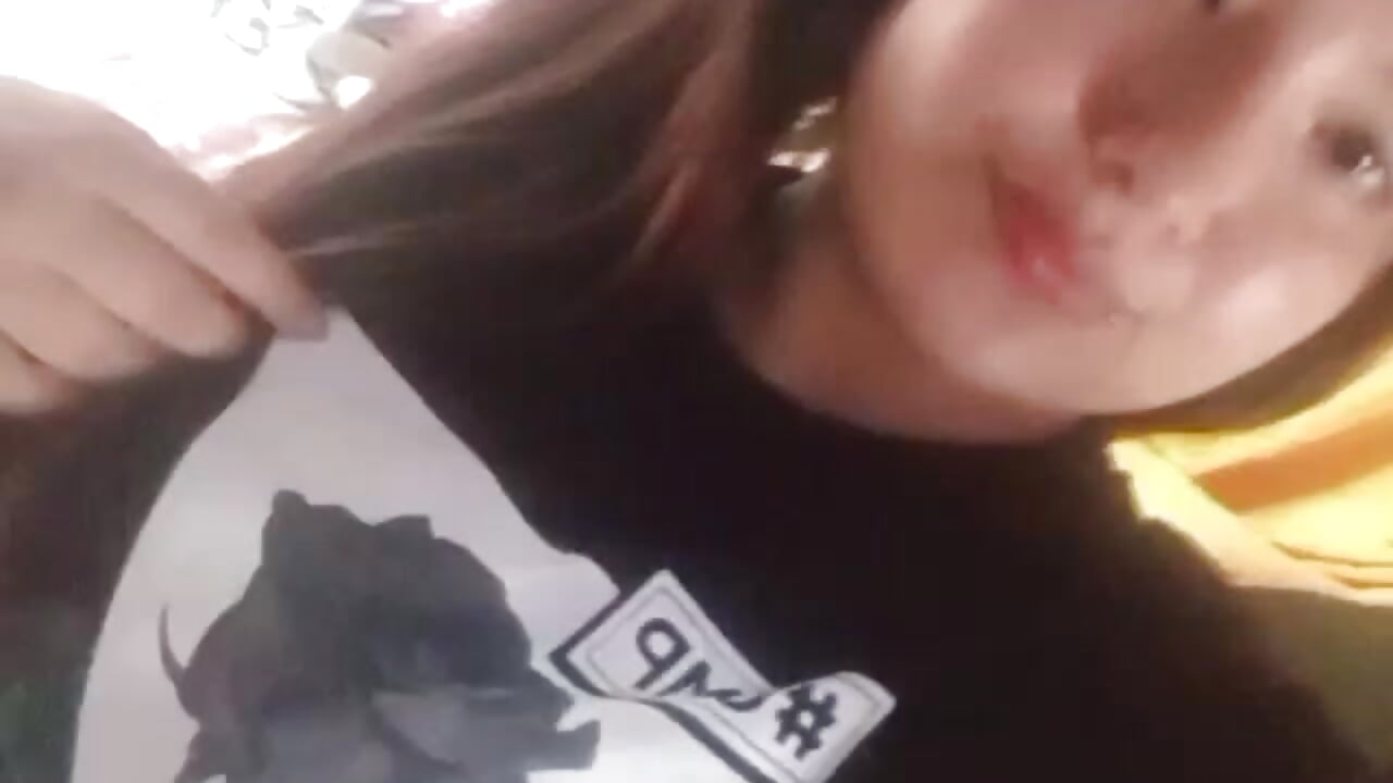 IM MIA - video by mia_cute14 cam model