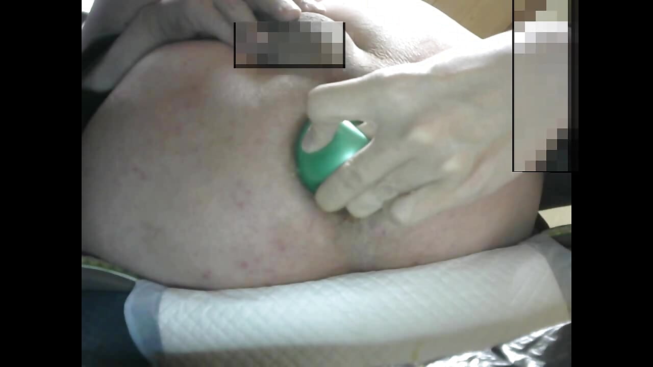 緑のゴムボール挿入（モ無） - video by AnalOnaniePlay cam model