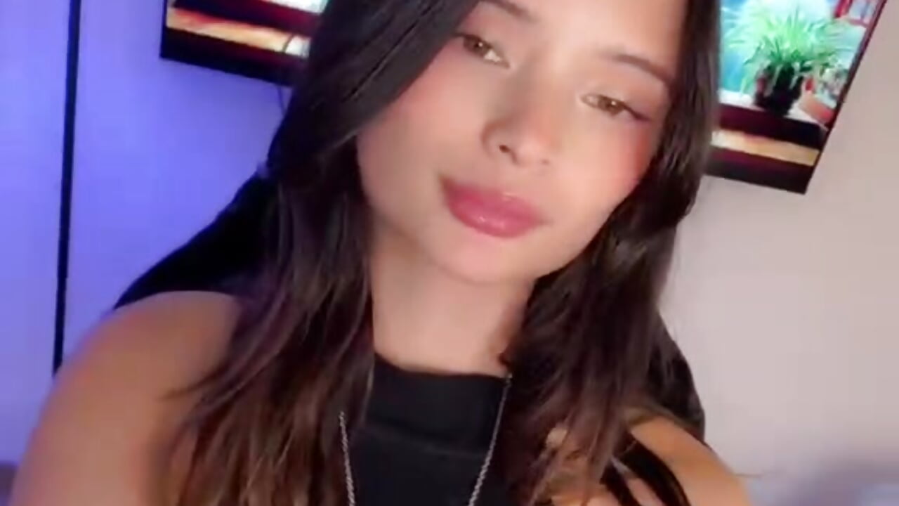 hi  honey!!💘 - video oleh model kamera jenniekim777