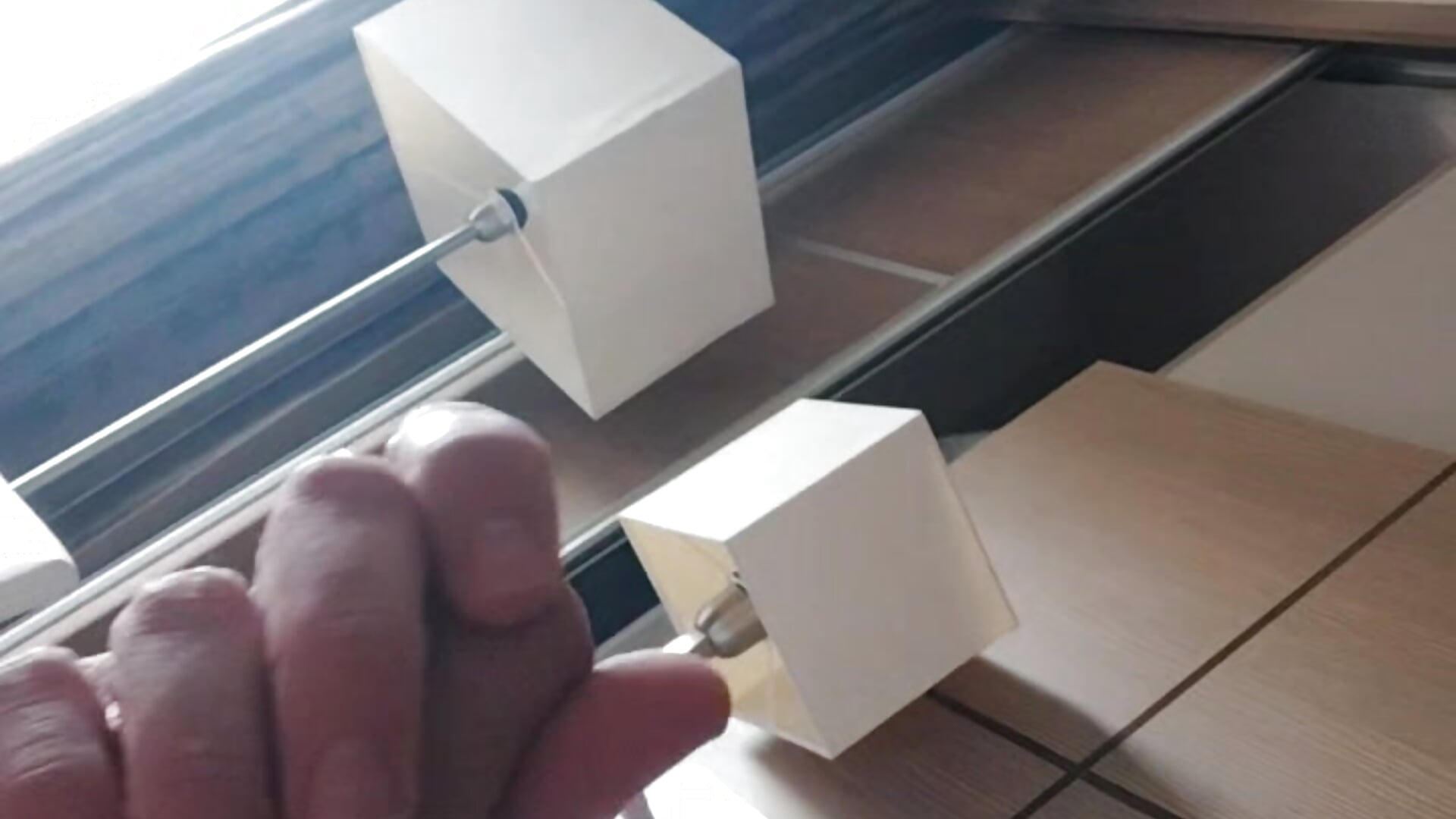 1000006602 - video của người mẫu cam Gjvkhgb