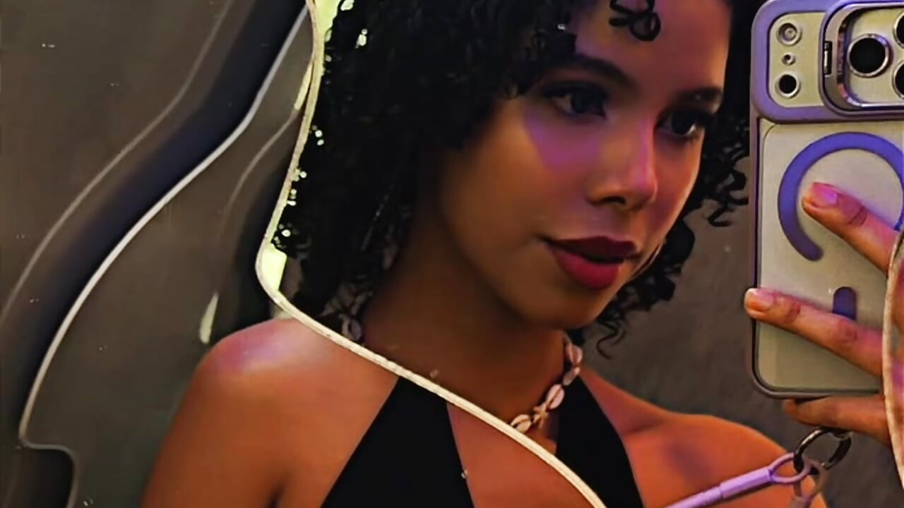 Lili - vídeo de la modelo de cam liliwatsonj