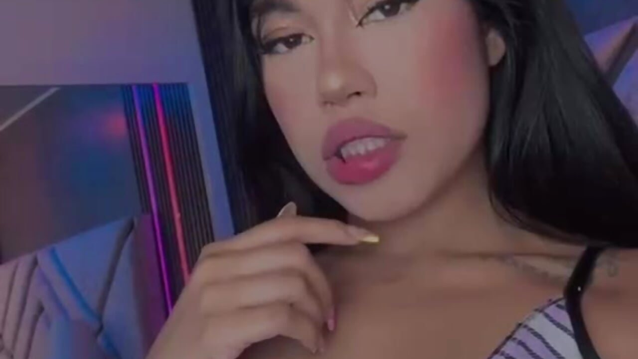 “This is exactly what you were looking for… admit it - vídeo de la modelo de cam ZafiraRose