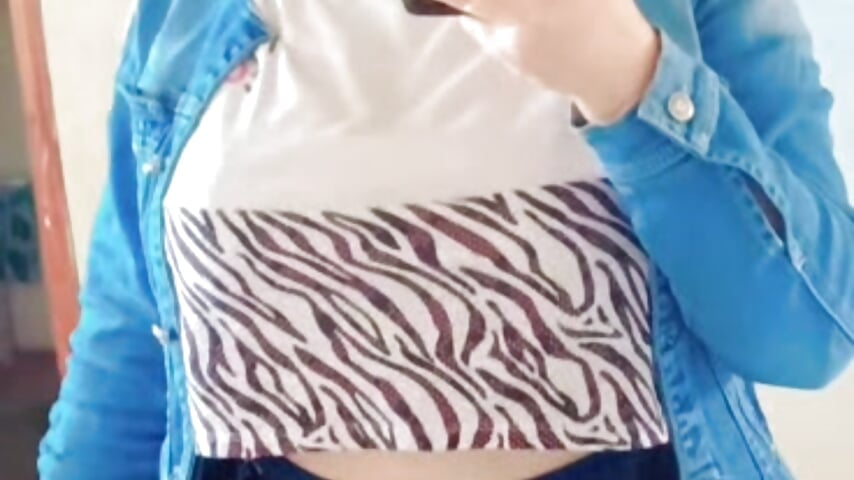 let's be friends? - video by megan_foz cam model